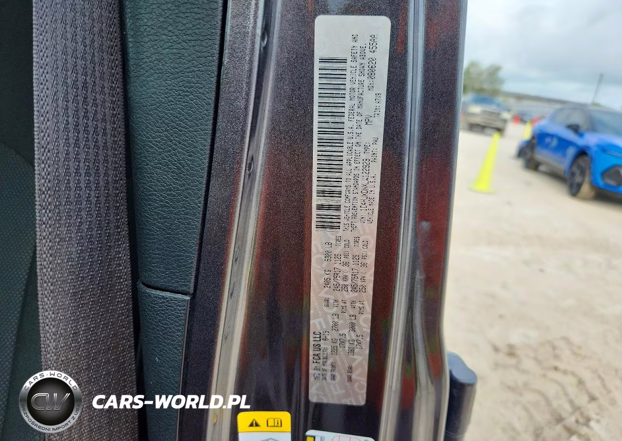 2020 Jeep Wrangler Unlimited Sport VIN:1C4HJXDNXLW122929 - 12