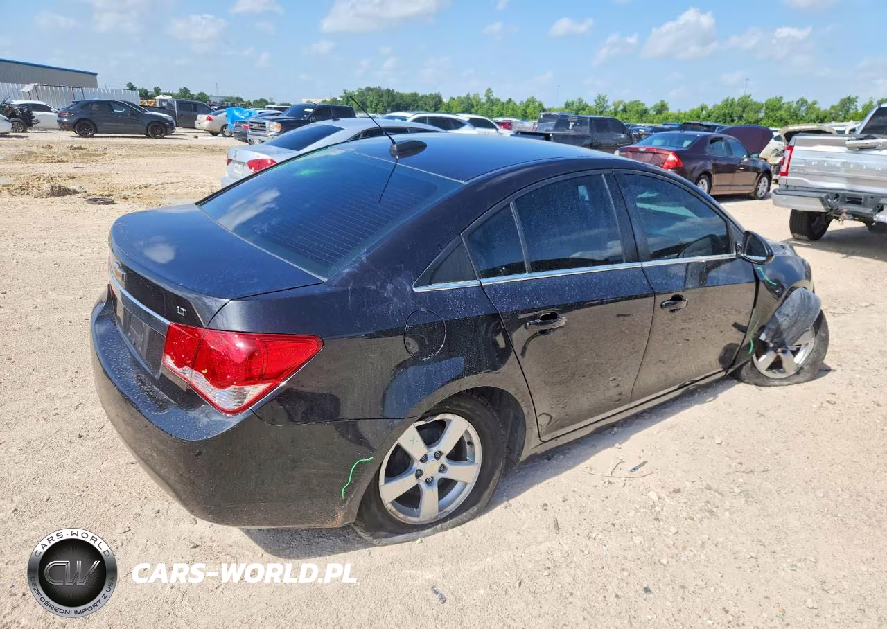 2015 Chevrolet Cruze 1Lt Auto VIN:1G1PC5SB7F7132893 - 3