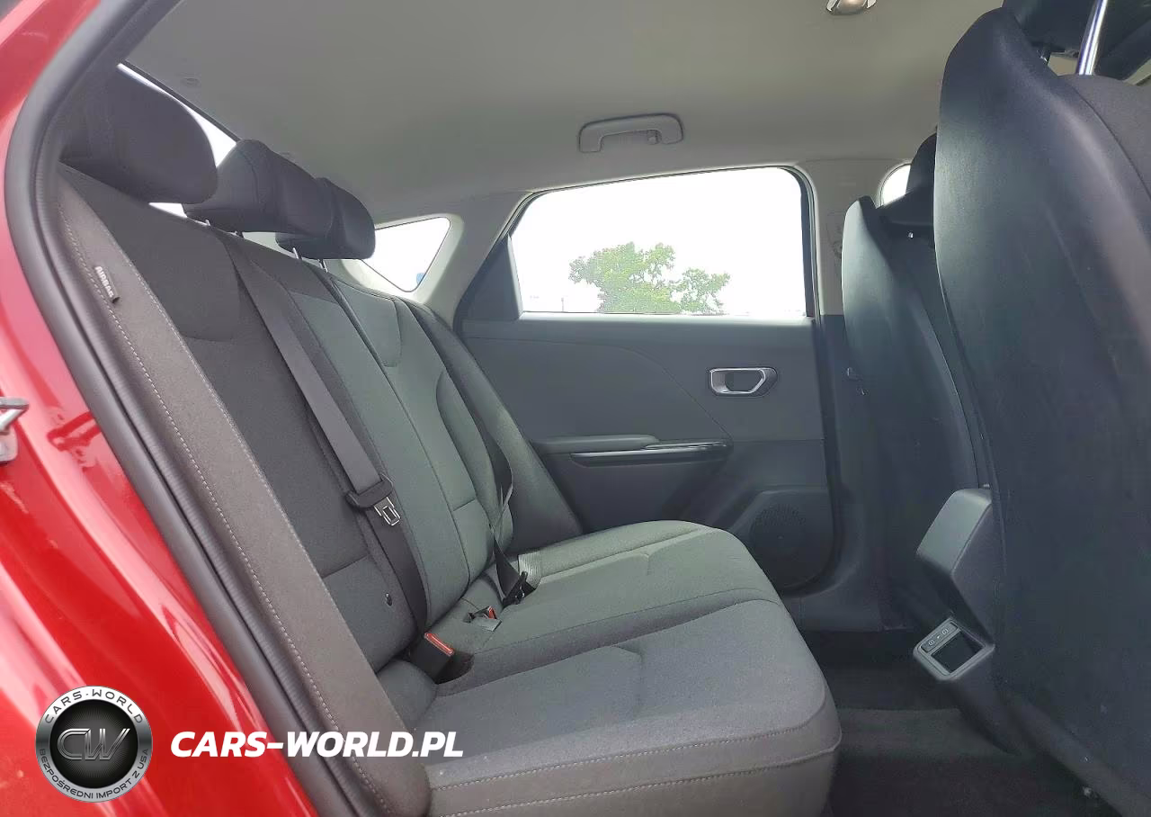 2025 Kia K4 Lxs VIN:3KPFT4DE5SE064401 - 10