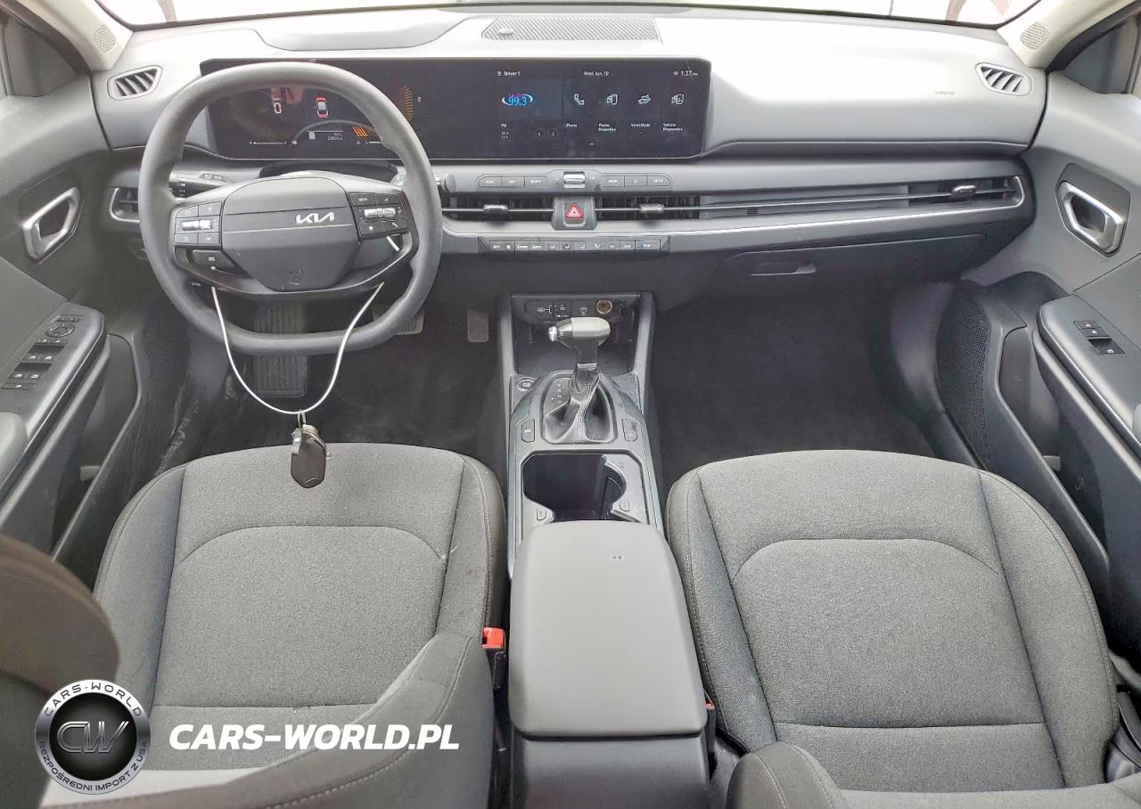 2025 Kia K4 Lxs VIN:3KPFT4DE5SE064401 - 8