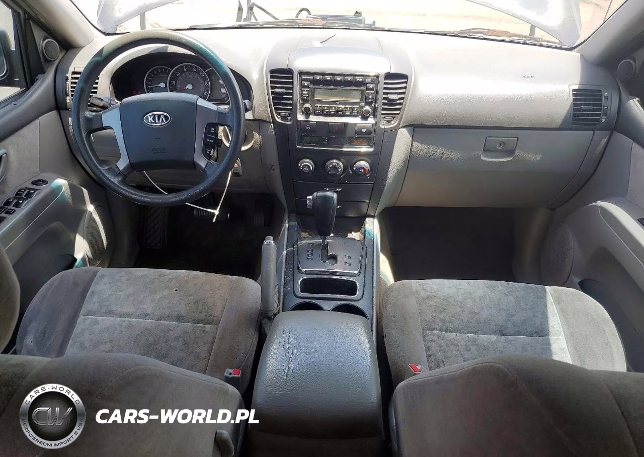 2008 Kia Sorento Base VIN:KNDJD735385855556 - 8