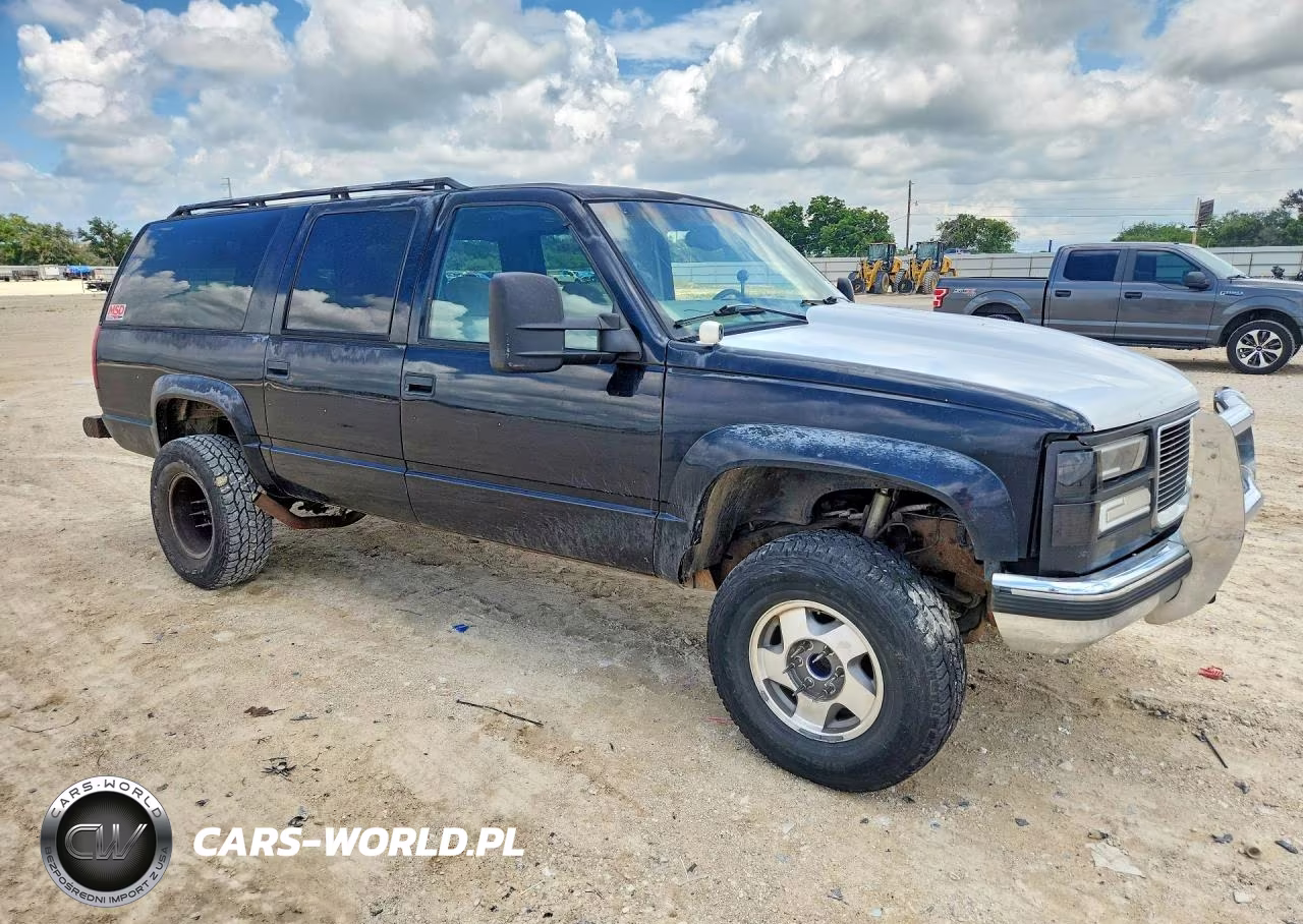 1999 Chevrolet Suburban K1500 VIN:1GNFK16R2XJ369793 - 4