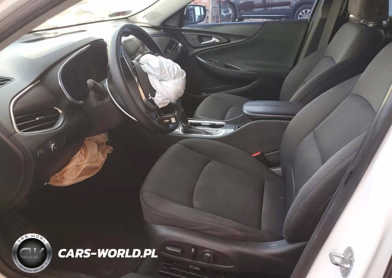 2019 Chevrolet Malibu Lt VIN:1G1ZD5STXKF187062 - 7