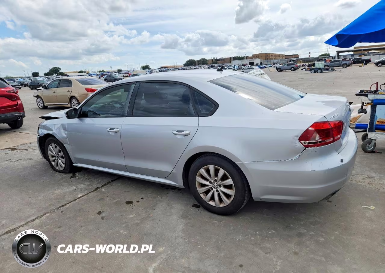 2013 Volkswagen Passat S VIN:1VWAH7A30DC018563 - 2