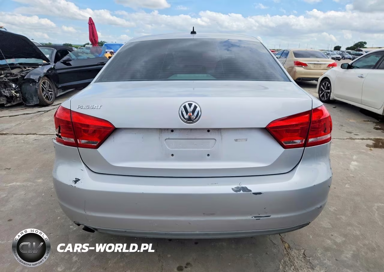 2013 Volkswagen Passat S VIN:1VWAH7A30DC018563 - 6