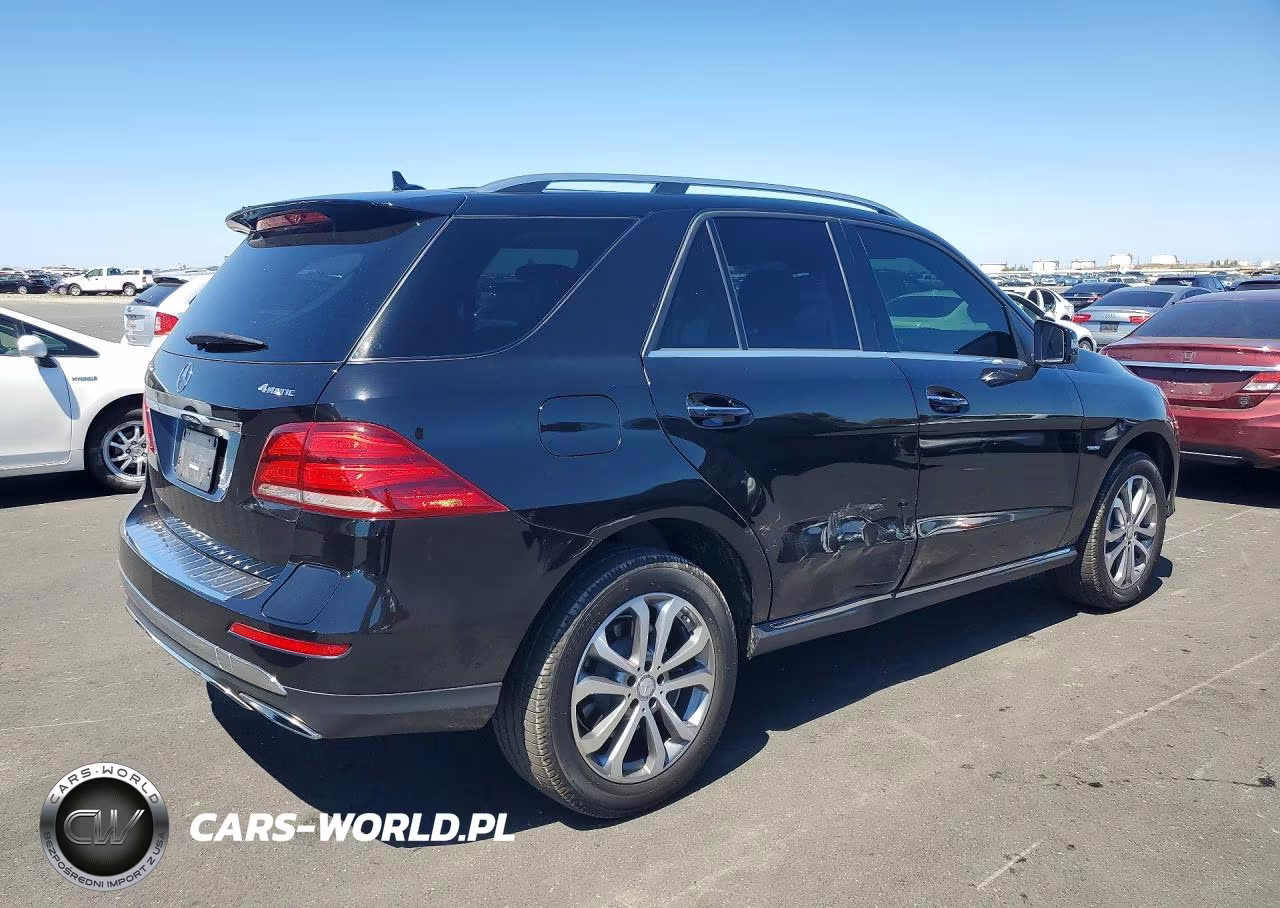 2017 Mercedes-Benz Gle 550E 4Matic VIN:4JGDA6DB0HA831139 - 3
