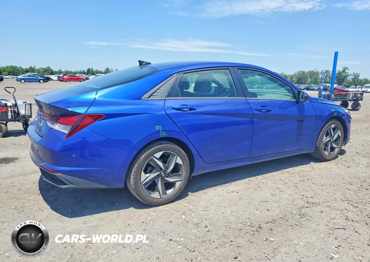 2023 Hyundai Elantra Sel VIN:5NPLS4AG3PH118809 - 3