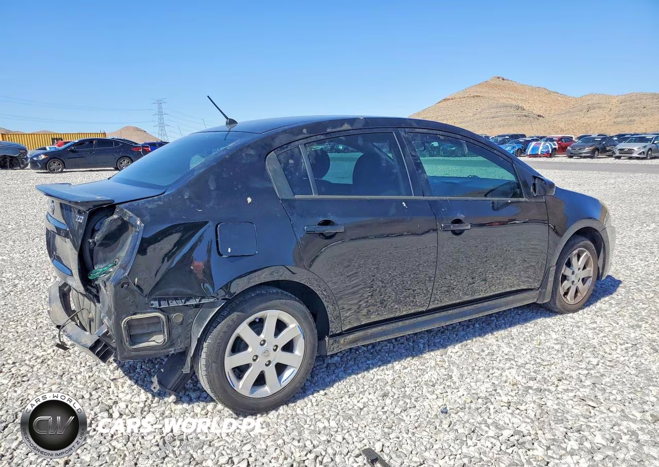 2012 Nissan Sentra 2.0 VIN:3N1AB6AP3CL631879 - 3