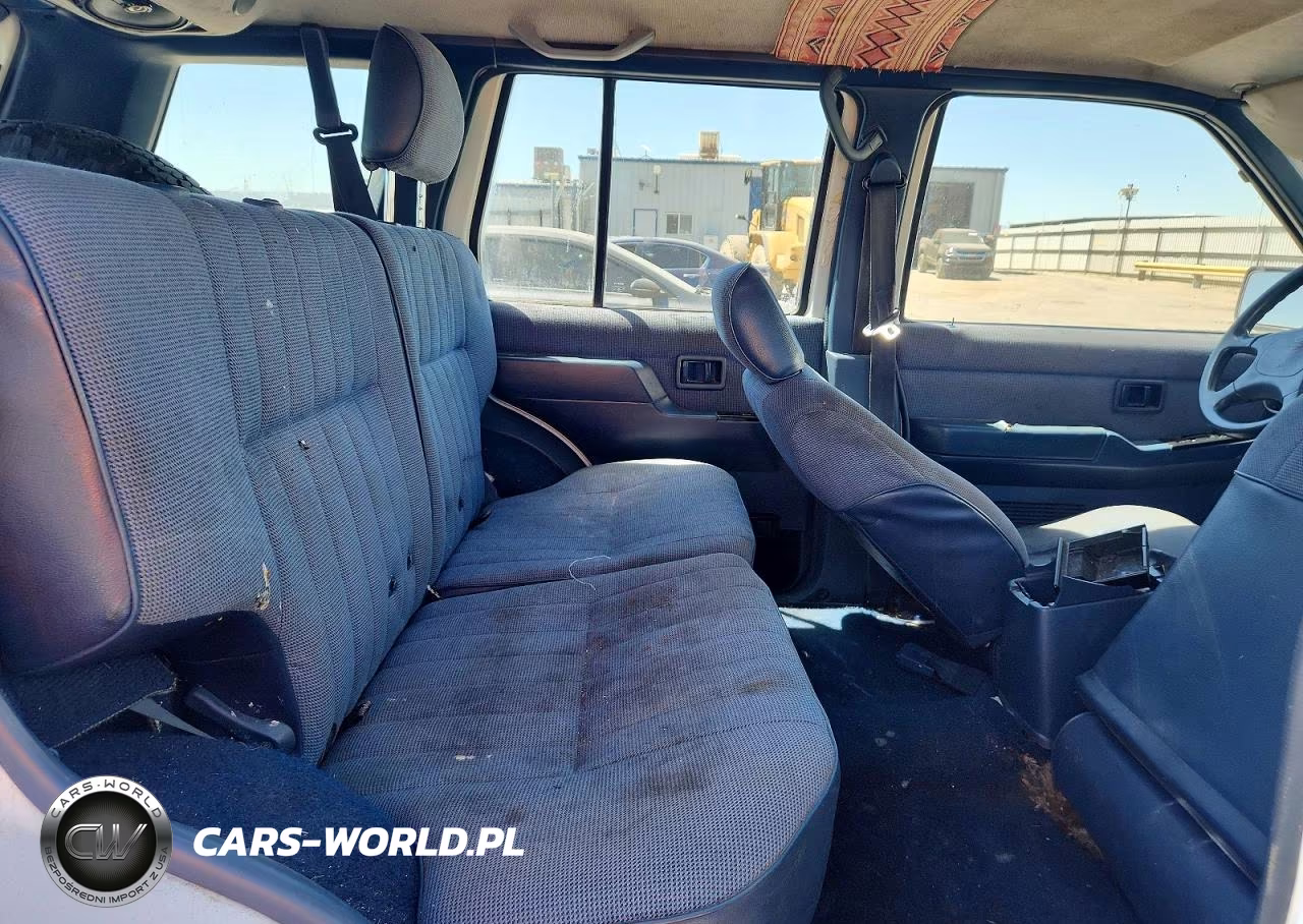 1995 Nissan Pathfinder VIN:JN8HD17S9SW010874 - 10