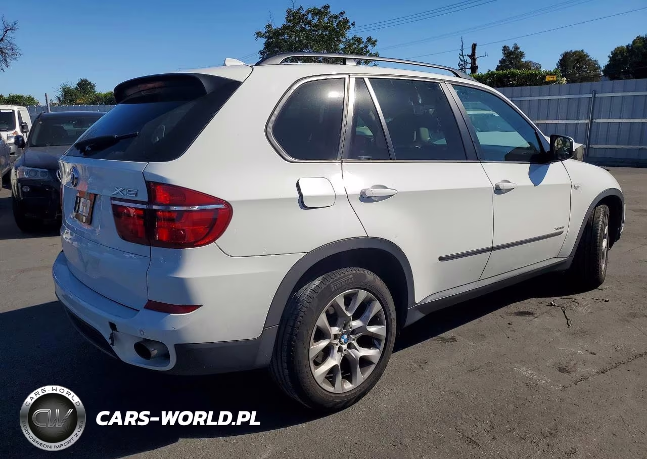2013 BMW X5 xDrive35I VIN:5UXZV4C54DL994680 - 3