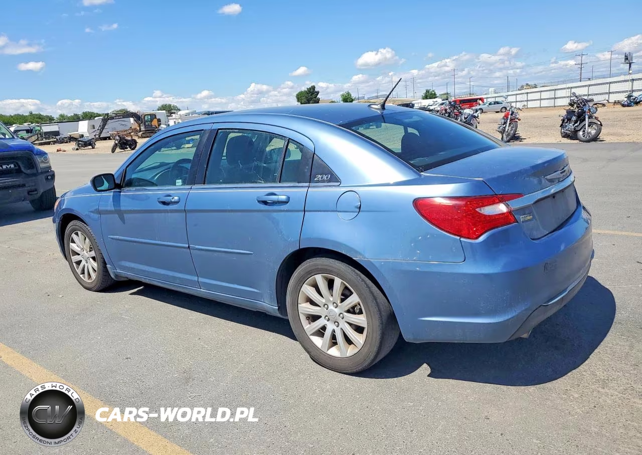 2011 Chrysler 200 Touring VIN:1C3BC1FG8BN553614 - 2