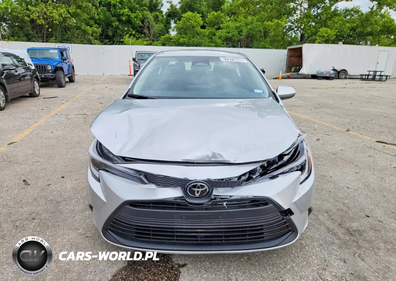 2026 Toyota Corolla Le Plus-Le Premium VIN:JTDBCMFE9T3123373 - 5