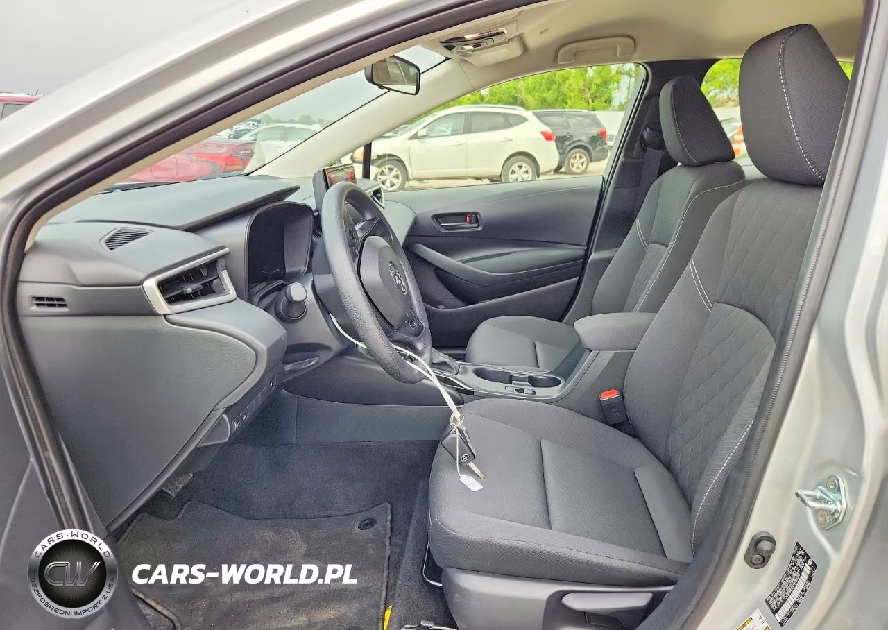 2026 Toyota Corolla Le Plus-Le Premium VIN:JTDBCMFE9T3123373 - 7