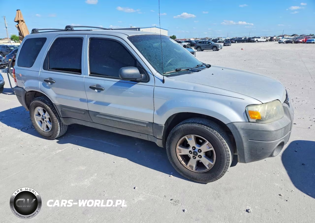 2007 Ford Escape Xlt VIN:1FMYU03187KB17993 - 4