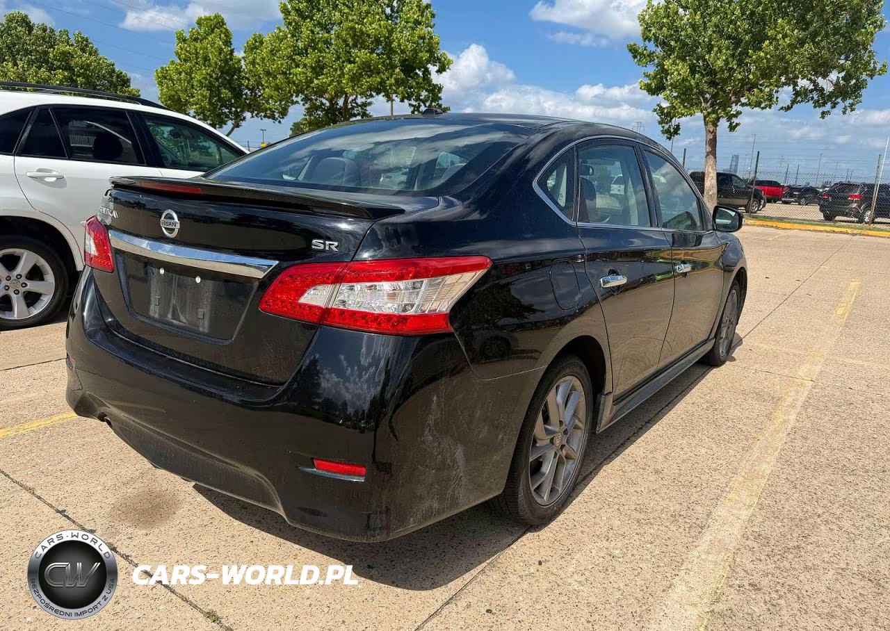 2015 Nissan Sentra Sr VIN:3N1AB7AP5FY354763 - 4