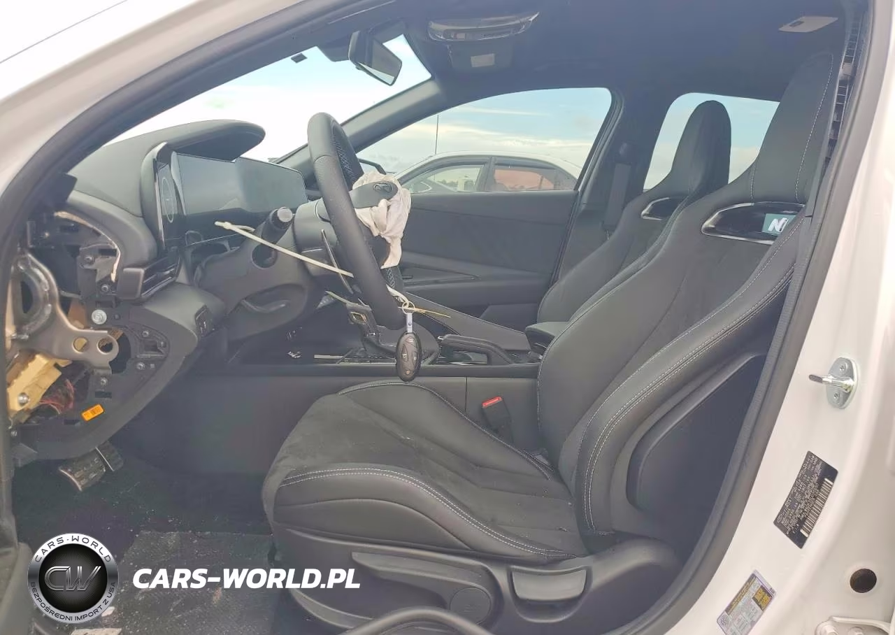 2025 Hyundai Elantra N Base VIN:KMHLW4DK3SU030650 - 7