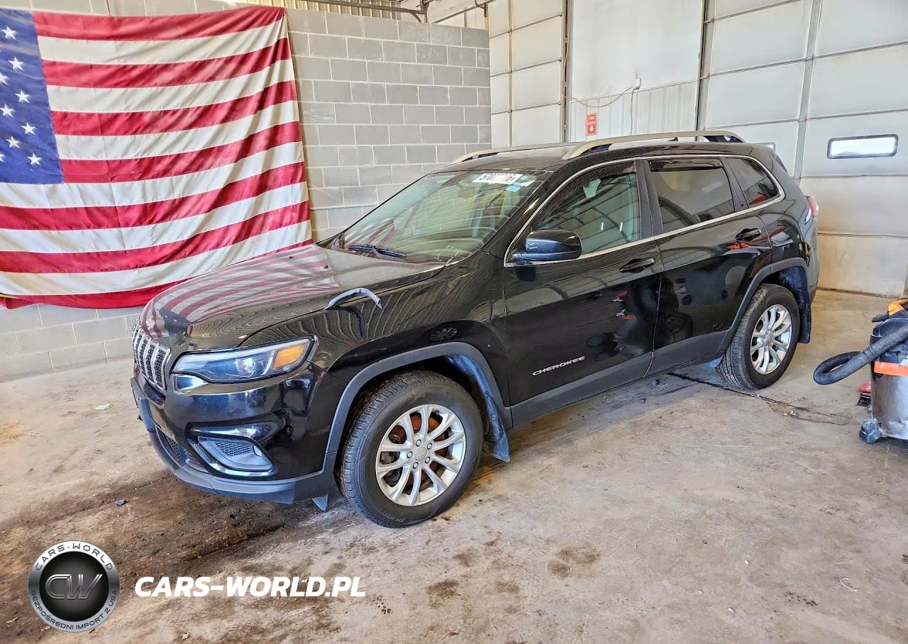 2019 Jeep Cherokee Latitude – zdjęcie 1 z 13