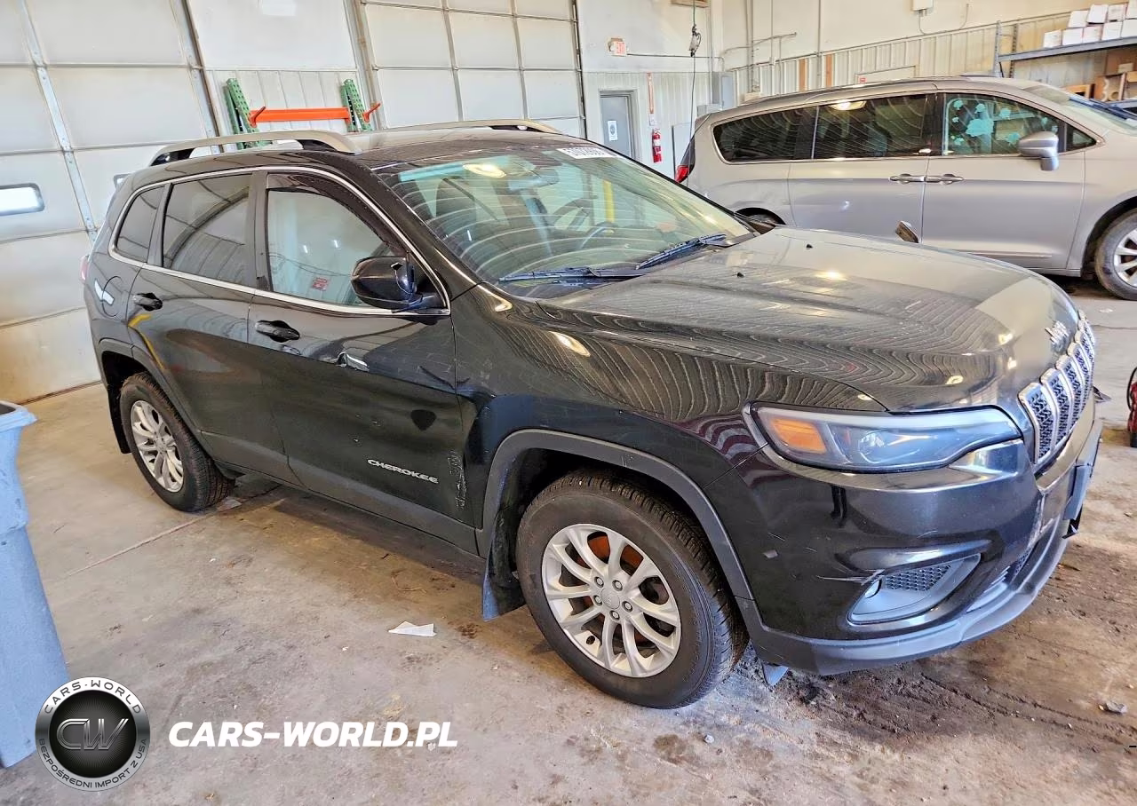 2019 Jeep Cherokee Latitude VIN:1C4PJMCB9KD351985 - 4