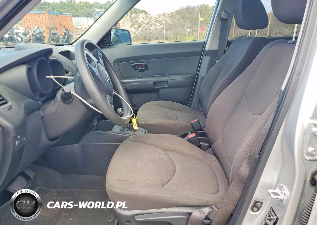 2013 Kia Soul Base VIN:KNDJT2A55D7584359 - 7