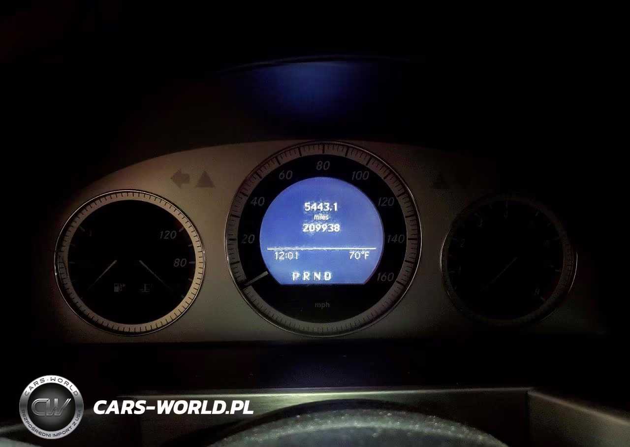 2010 Mercedes-Benz Glk 350 4Matic VIN:WDCGG8HB4AF323667 - 9