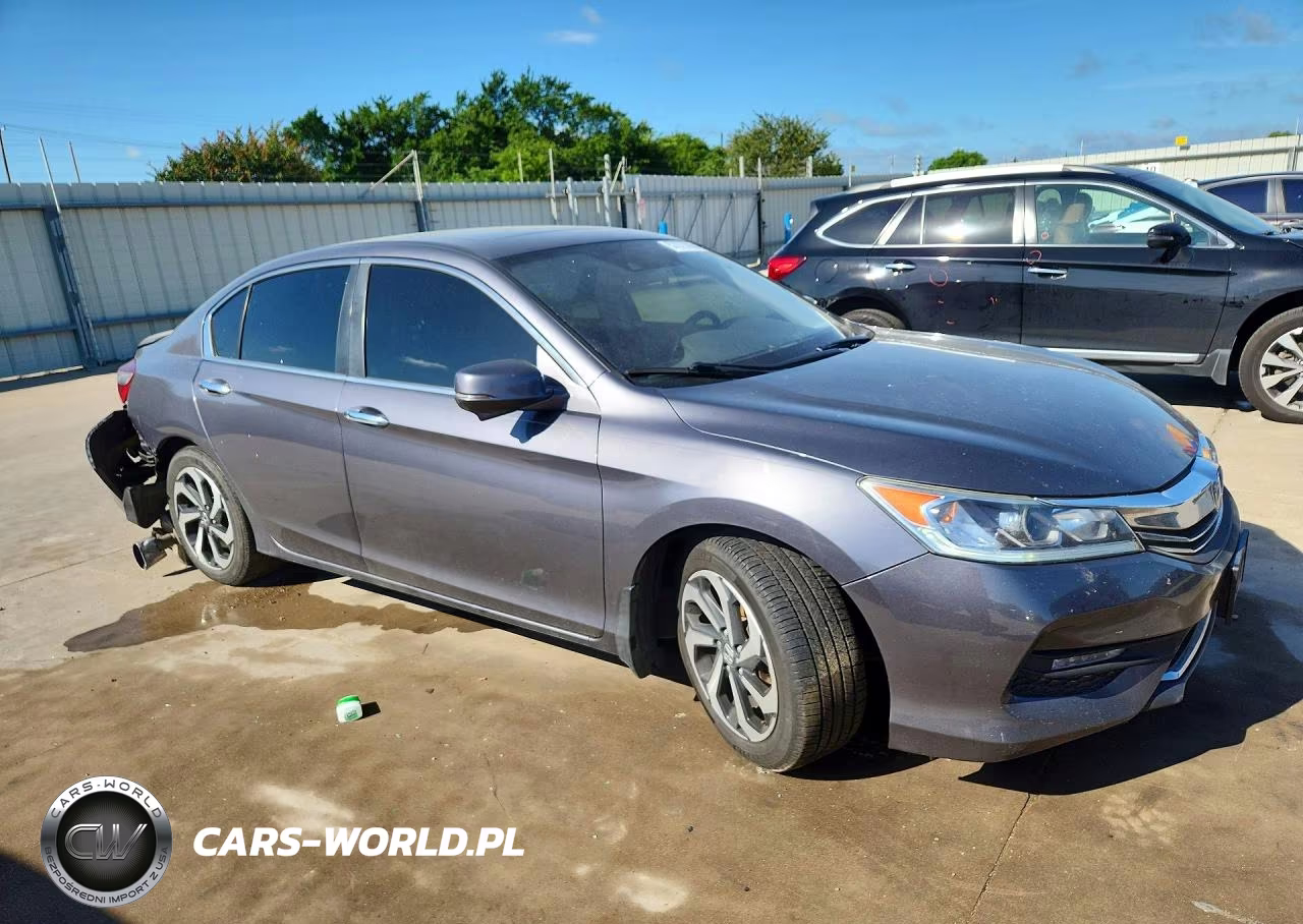 2017 Honda Accord Exl VIN:1HGCR2F9XHA168109 - 4