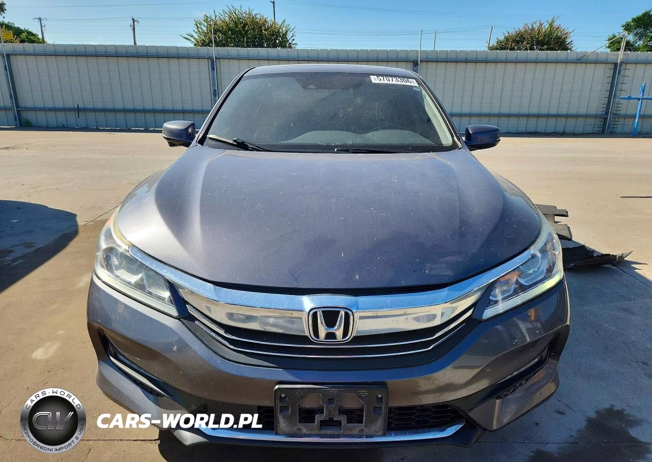 2017 Honda Accord Exl VIN:1HGCR2F9XHA168109 - 5