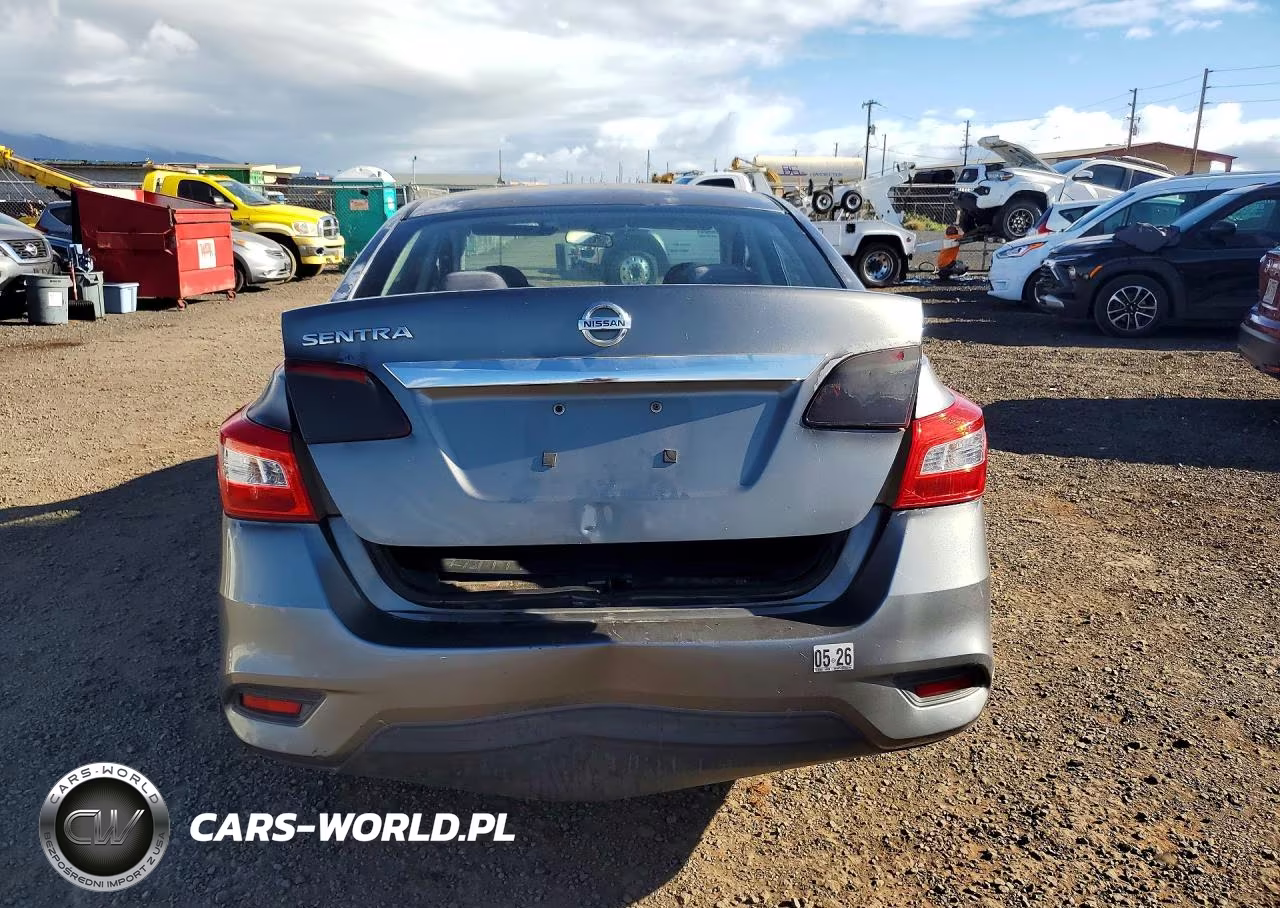 2016 Nissan Sentra S VIN:3N1AB7AP6GY232754 - 6