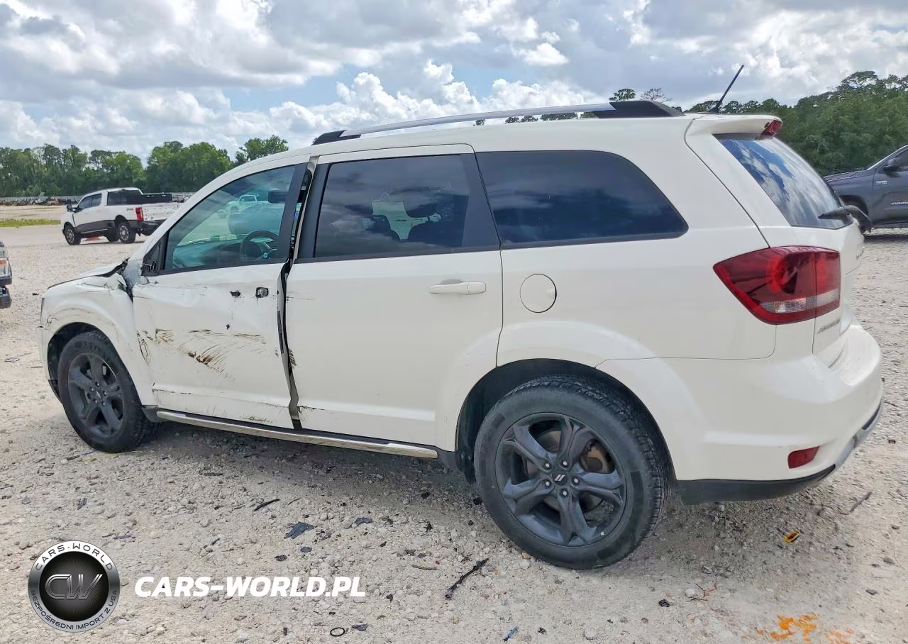 2018 Dodge Journey Crossroad VIN:3C4PDCGG5JT352356 - 2