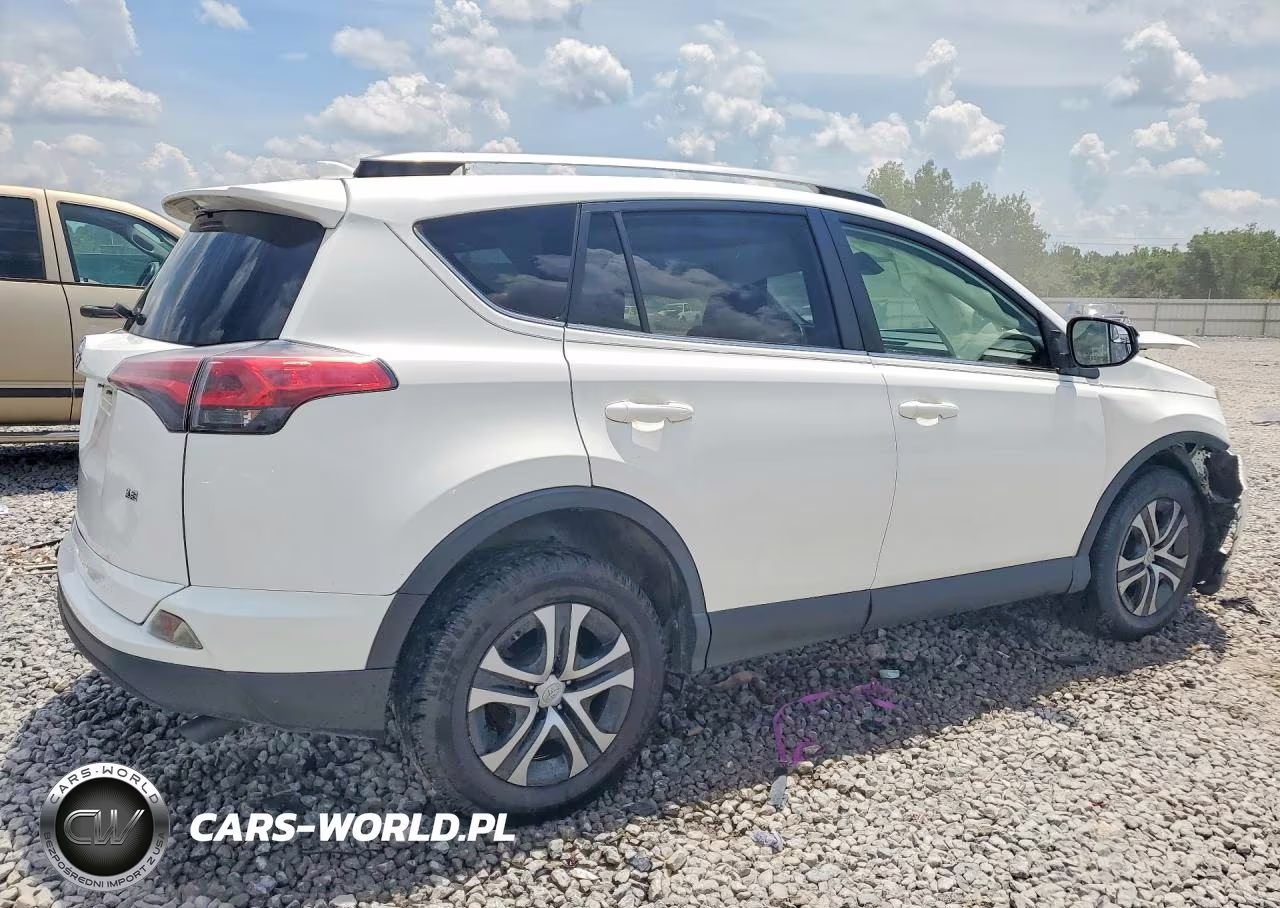2017 Toyota Rav4 Le VIN:JTMZFREV3HJ142542 - 3