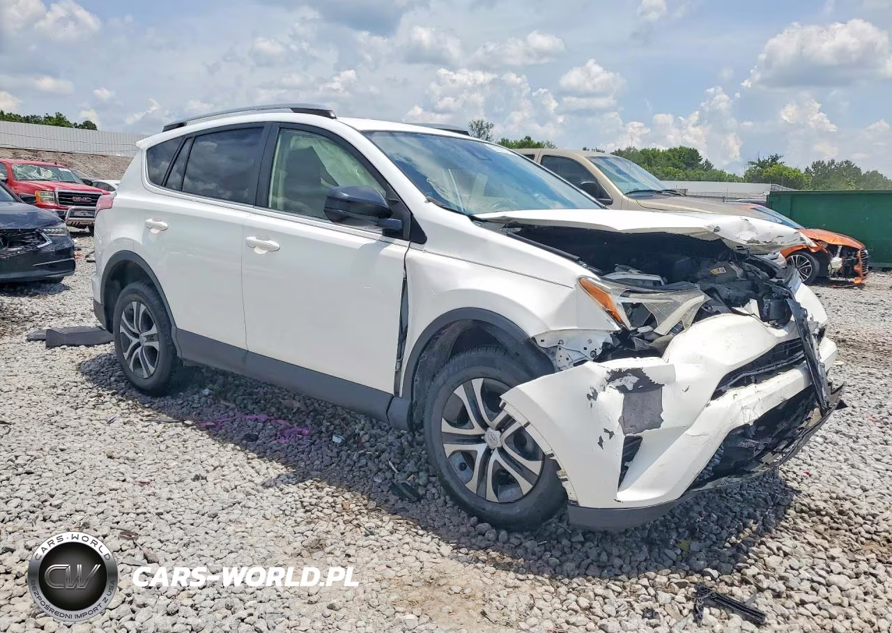 2017 Toyota Rav4 Le VIN:JTMZFREV3HJ142542 - 4