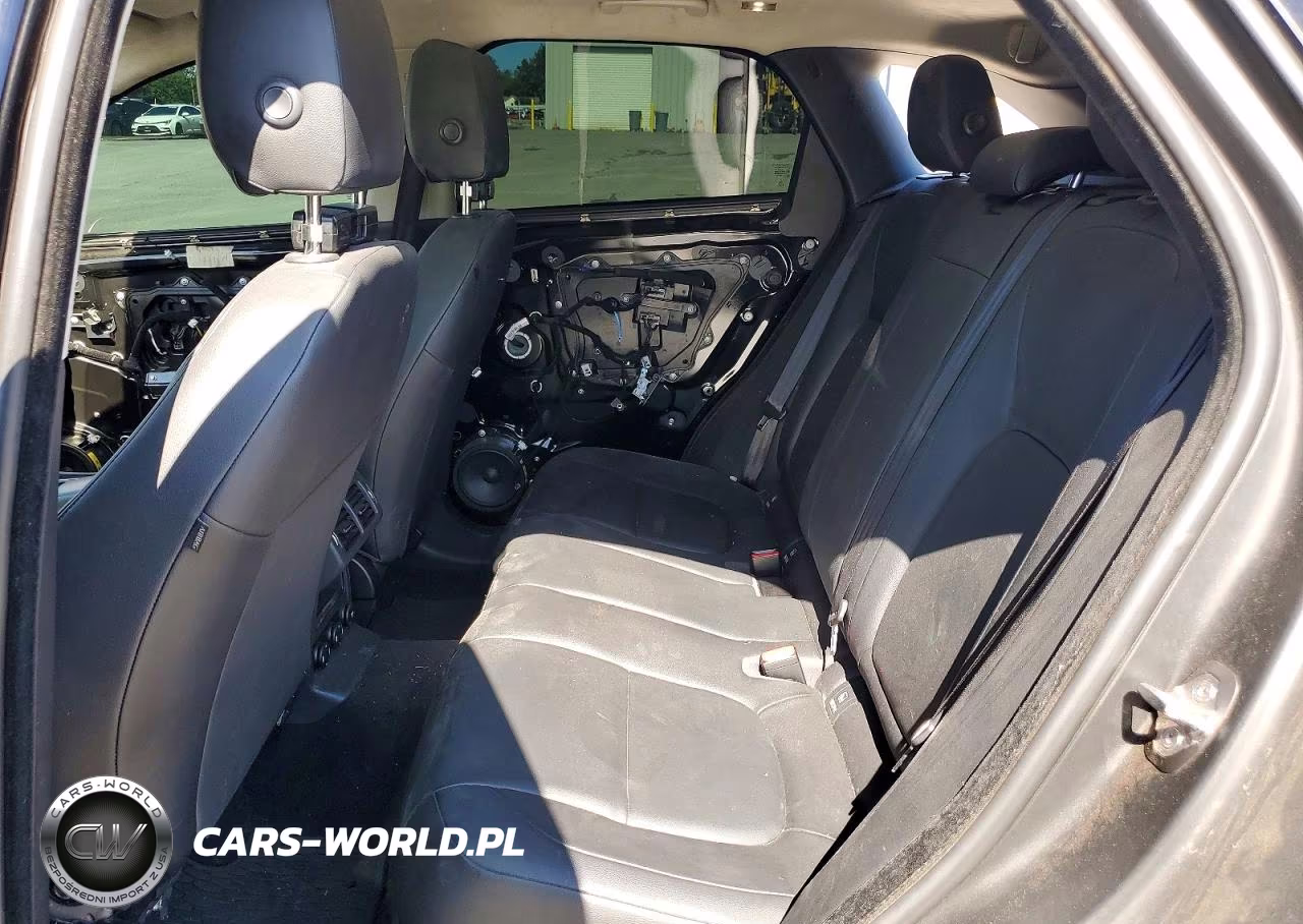 2019 Jaguar F-Pace Premium VIN:SADCJ2FX4KA369696 - 11