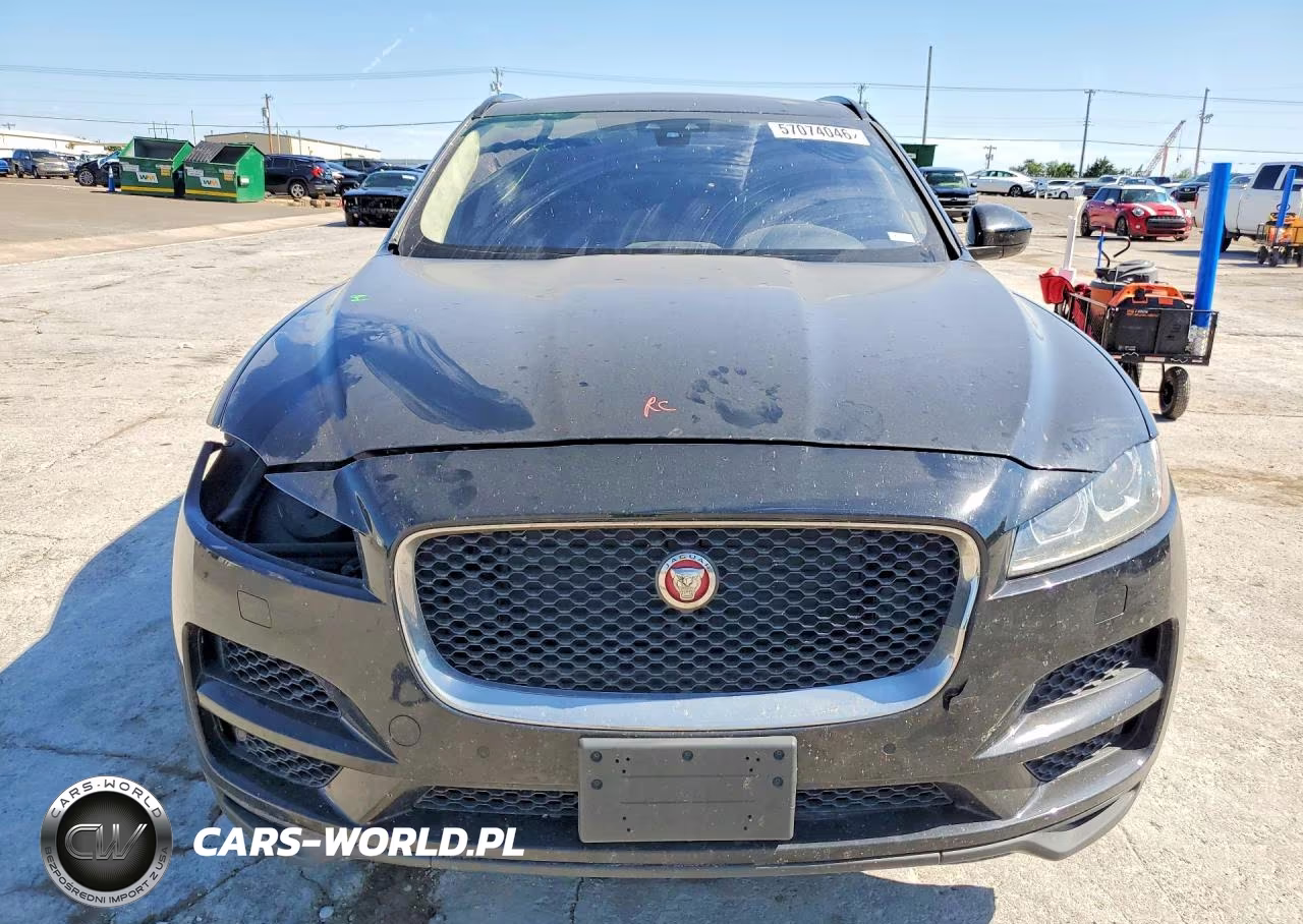 2019 Jaguar F-Pace Premium VIN:SADCJ2FX4KA369696 - 5