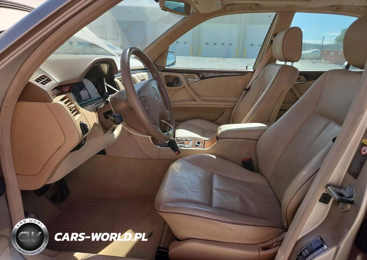 2002 Mercedes-Benz E 320 4Matic VIN:WDBJF82J62X067573 - 7