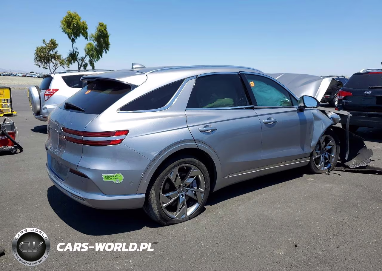 2023 Genesis Electrified Gv70 Base VIN:5NMMCET11PH000738 - 3