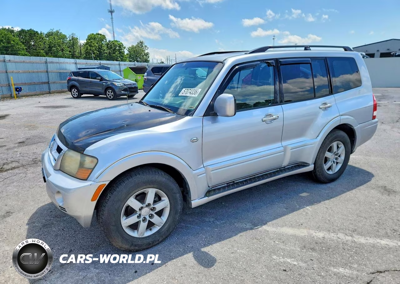 2005 Mitsubishi Montero Limited