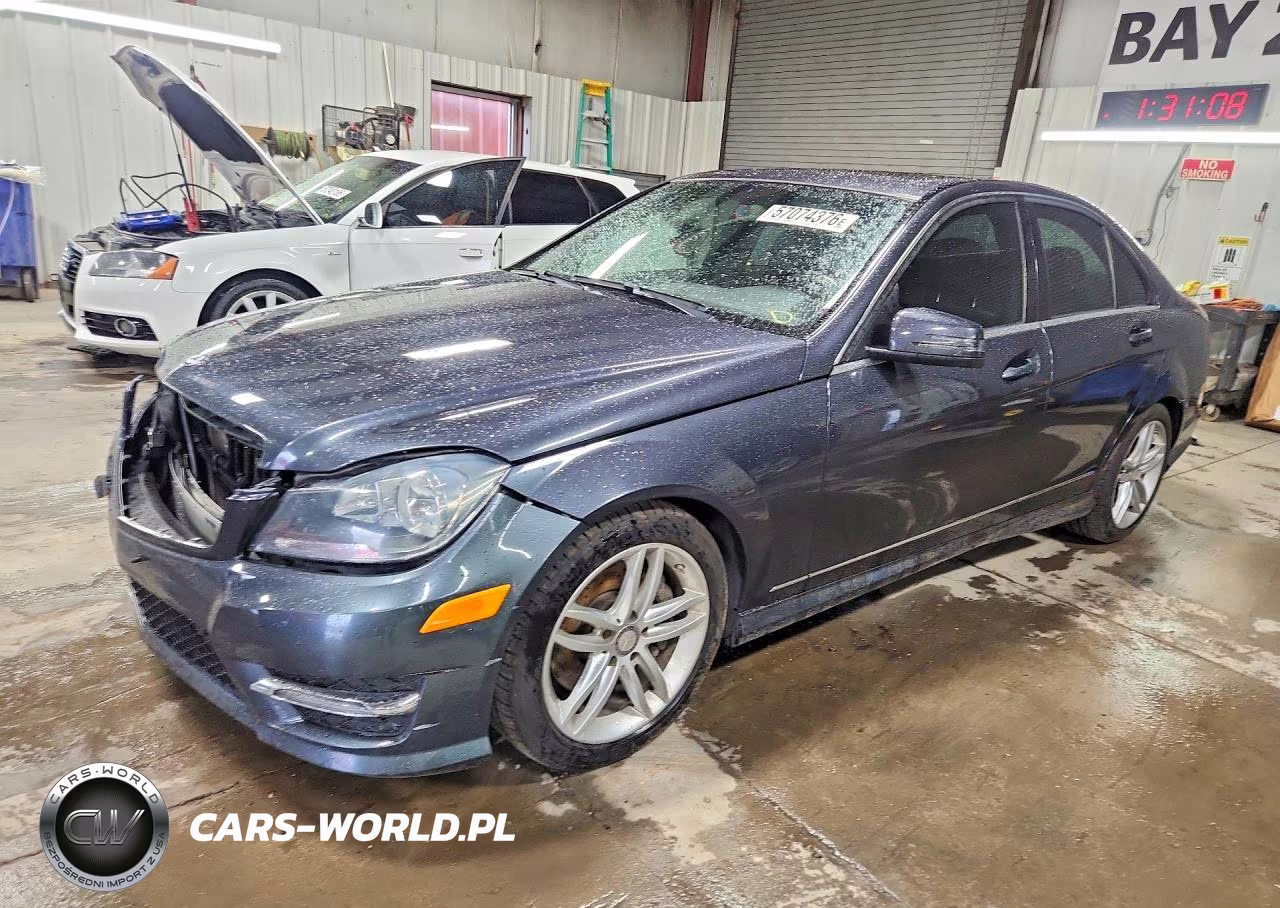 2014 Mercedes-Benz C 300 4Matic – zdjęcie 1 z 13