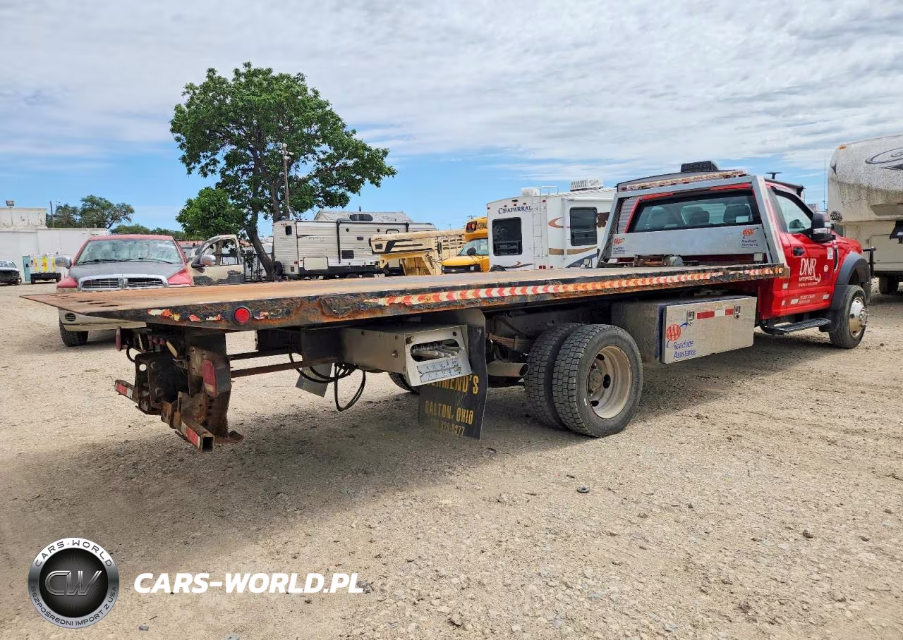 2017 Ford F550 Super Duty VIN:1FDUF5GY0HED72599 - 4