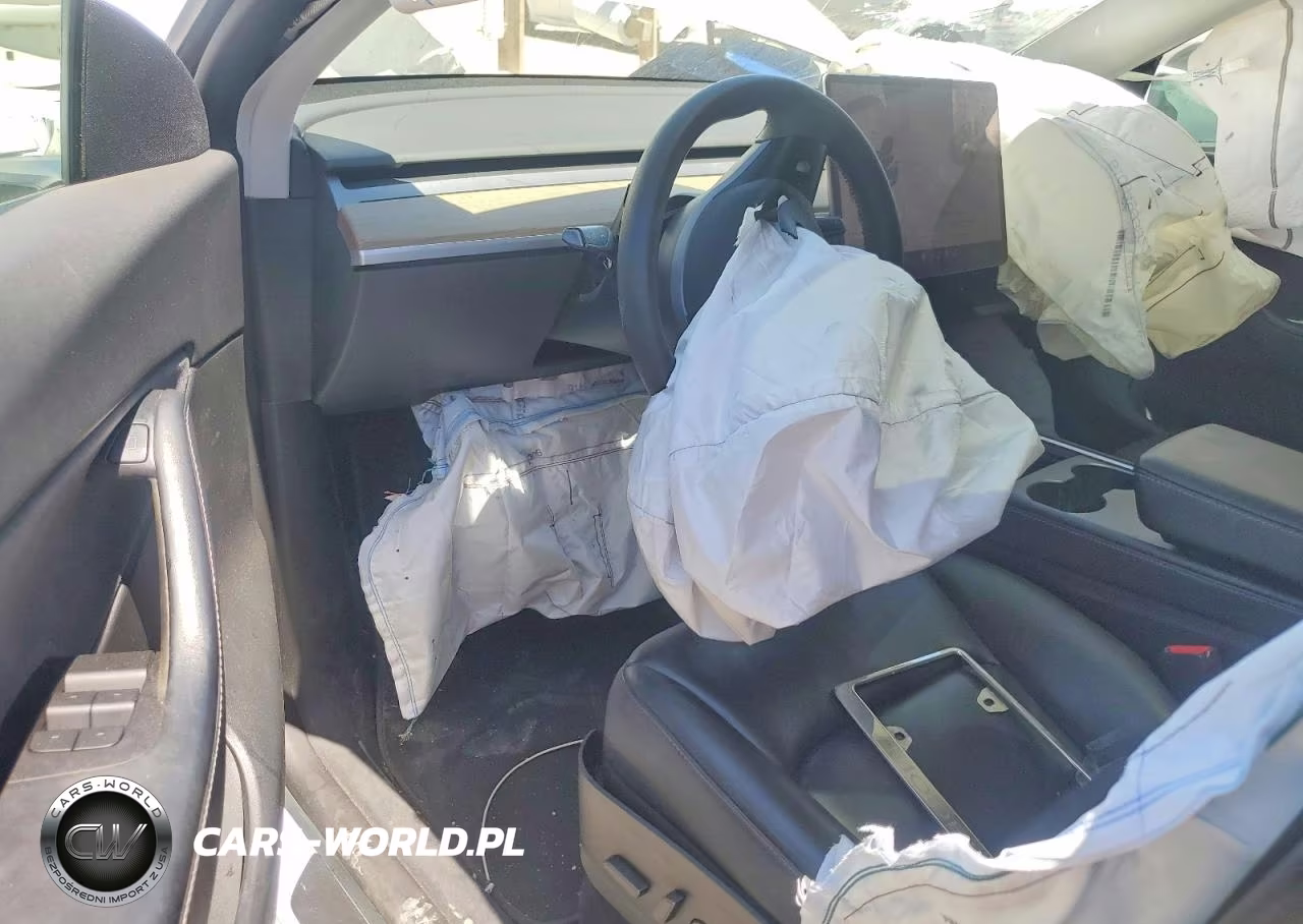 2021 Tesla Model Y VIN:5YJYGDEE1MF263146 - 8