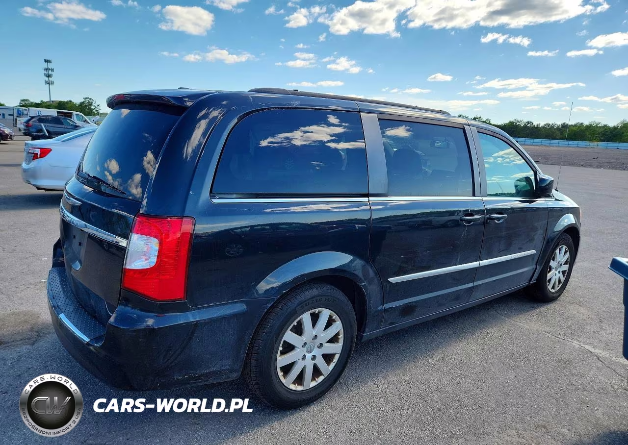 2016 Chrysler Town & Country Touring VIN:2C4RC1BG7GR292907 - 3
