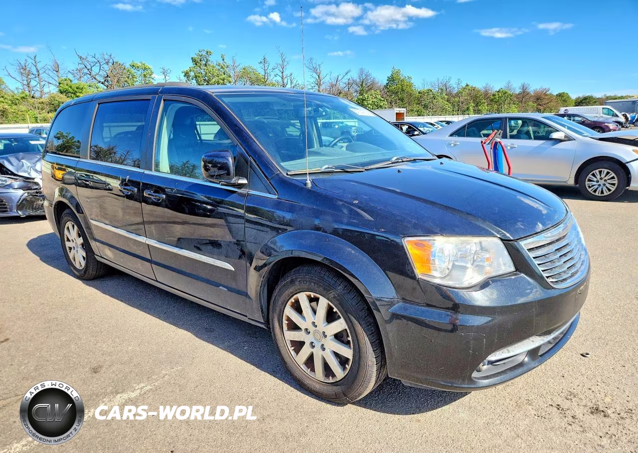 2016 Chrysler Town & Country Touring VIN:2C4RC1BG7GR292907 - 4