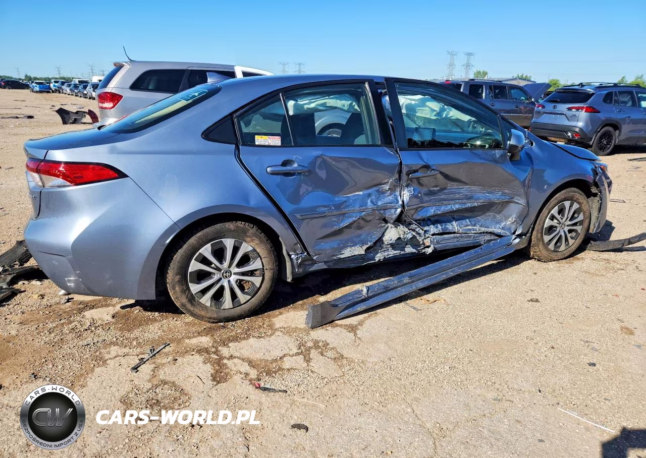 2022 Toyota Corolla Le VIN:JTDEAMDE6NJ048703 - 3
