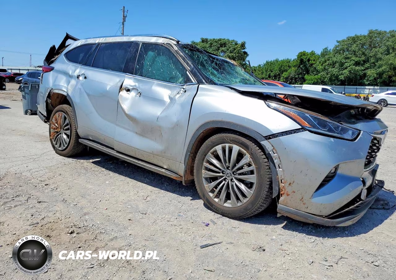 2021 Toyota Highlander Platinum VIN:5TDFZRBH5MS063511 - 4