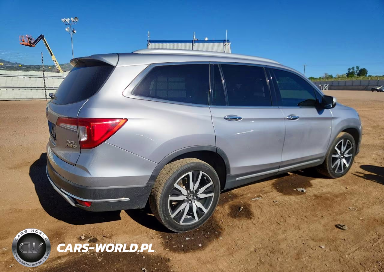 2019 Honda Pilot Elite VIN:5FNYF6H06KB025451 - 3