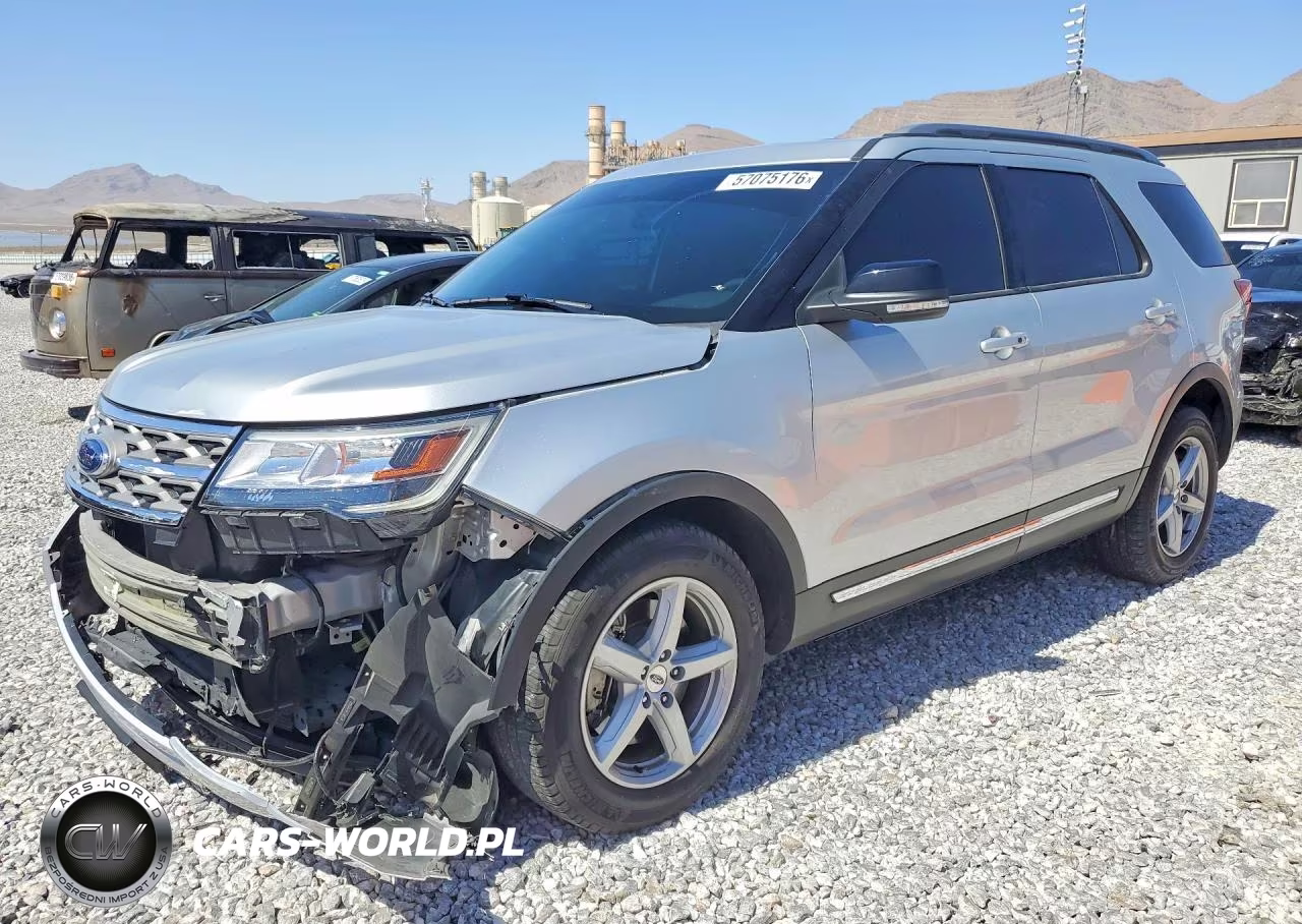 2018 Ford Explorer Xlt