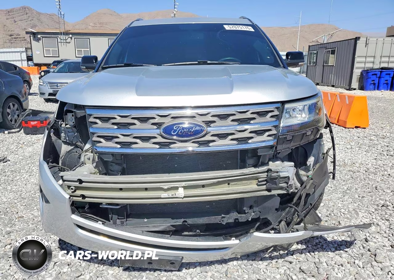 2018 Ford Explorer Xlt VIN:1FM5K7D80JGB79685 - 5