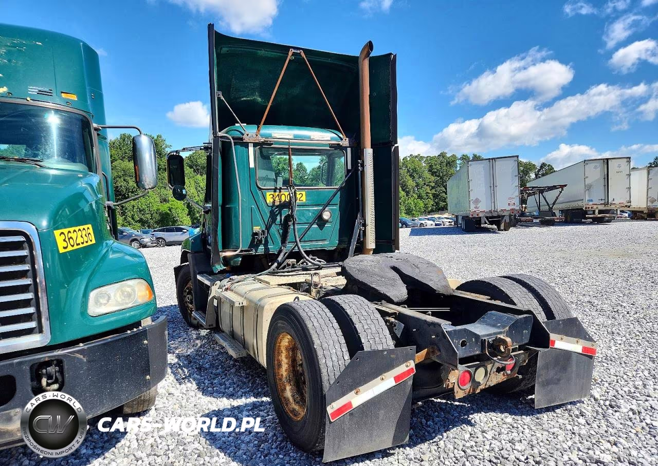 2015 Mack 600 Cxu600 - Semi Truck VIN:1M1AW01X2FM007385 - 3