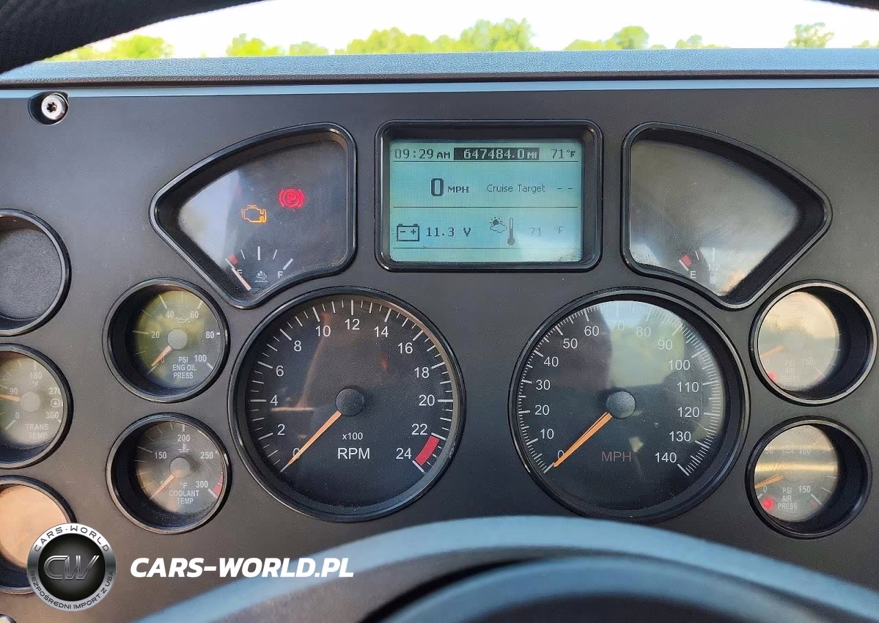 2015 Mack 600 Cxu600 - Semi Truck VIN:1M1AW01X2FM007385 - 8
