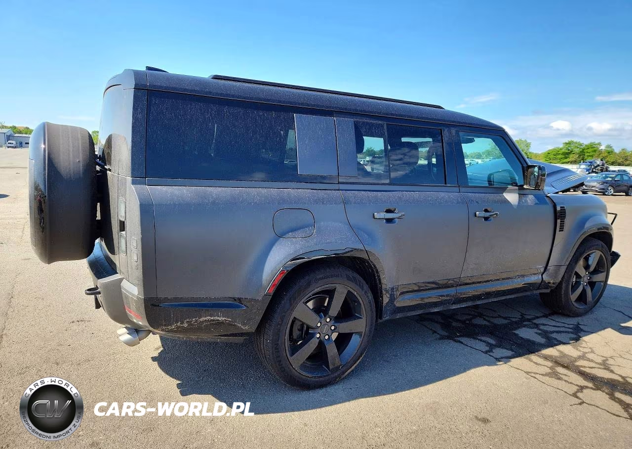 2026 Land Rover Defender 130 Limited Edition VIN:SALEWFFE3T2484550 - 3