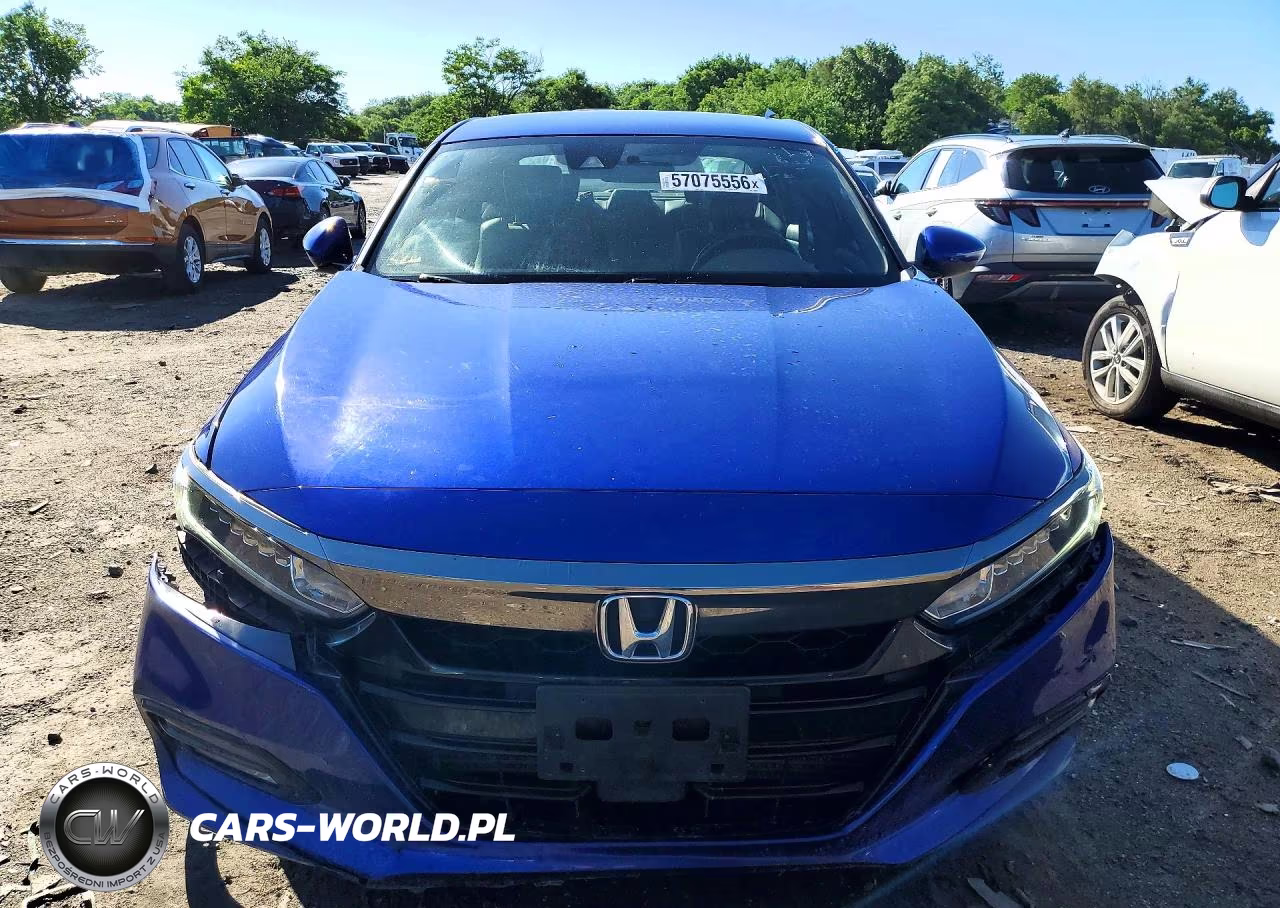 2018 Honda Accord Sport VIN:1HGCV1F33JA185213 - 5