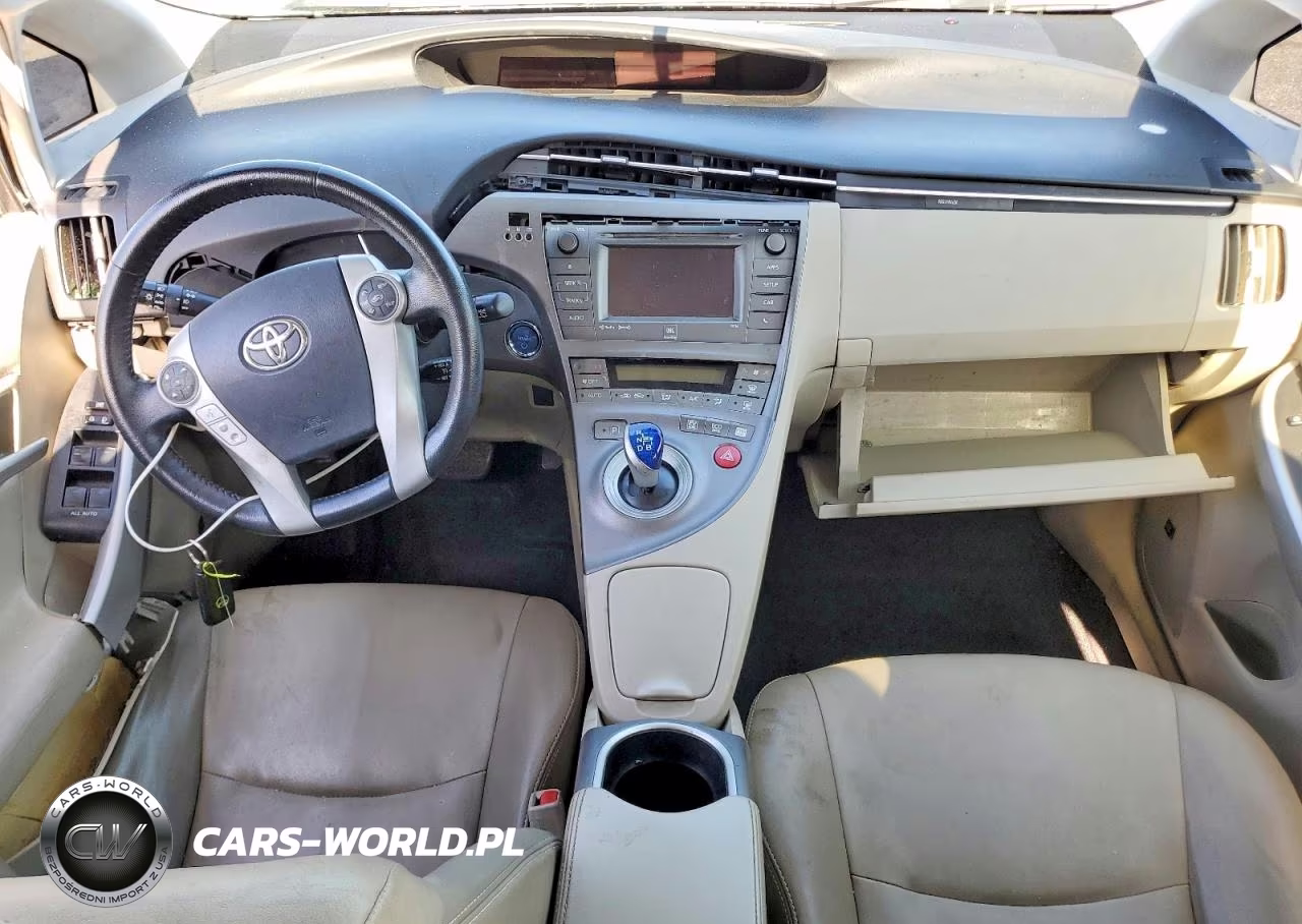 2014 Toyota Prius Five VIN:JTDKN3DU2E1755337 - 8